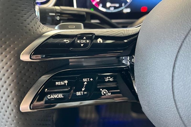 Mercedes-Benz CLE 300 4M AMG Premium Pano Venti - fotka 9 z 22