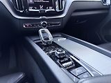 Volvo XC60 B4 AWD INSCRIP. // nezáv. top. - náhled 21