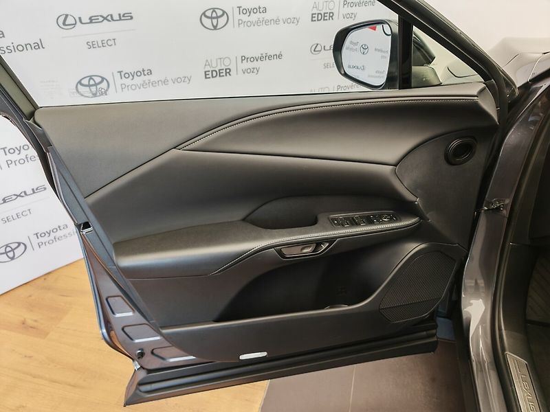 Lexus RX 350h 350h F SPORT Design - fotka 27 z 47
