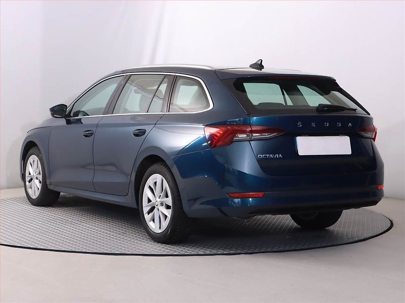 Škoda Octavia (2022) Style 2.0 TDI, Serv.kniha - fotka 4 z 25