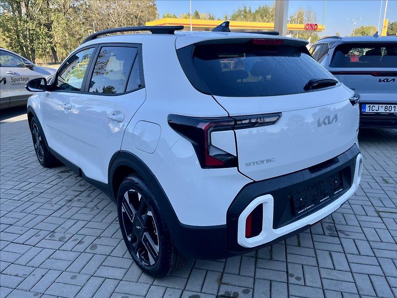 Kia Stonic (2026) 1,0 T-GDI  7DCT GT-LINE - fotka 6 z 20