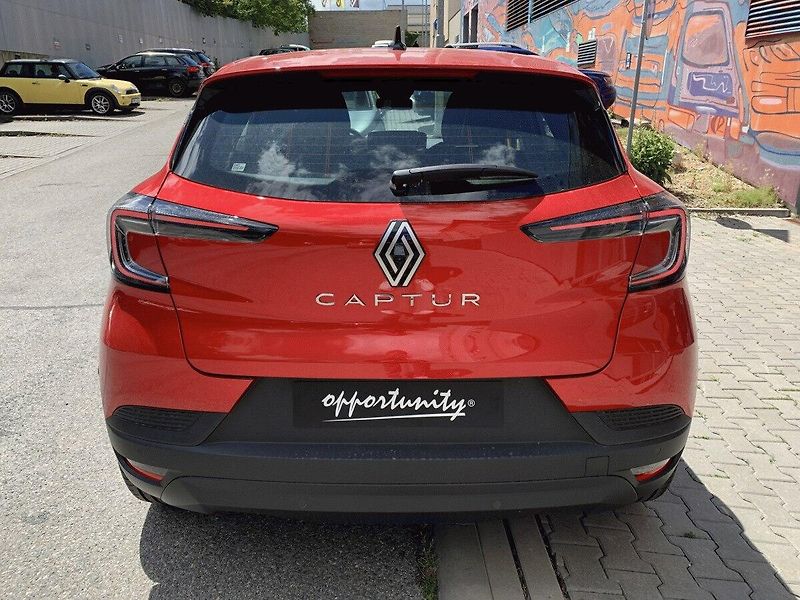 Renault Captur (2026) Evolution TCe 115 - fotka 6 z 10
