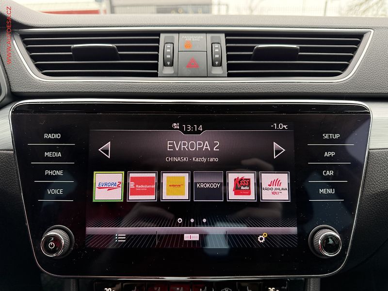 Škoda Superb (2019) 2.0TDi, 2.maj,ČR, DSG, STK10 - fotka 15 z 22
