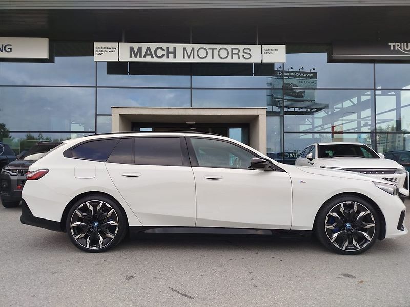BMW Ostatní M60 xDrive Touring TOP - fotka 7 z 23