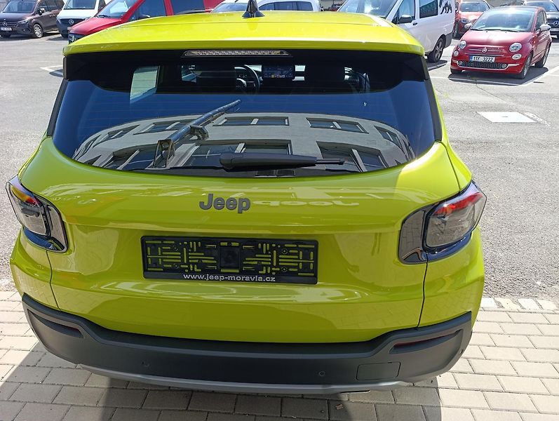 Jeep Avenger (2026) Longitude 1.2 Turbo e-Hybrid - fotka 2 z 26