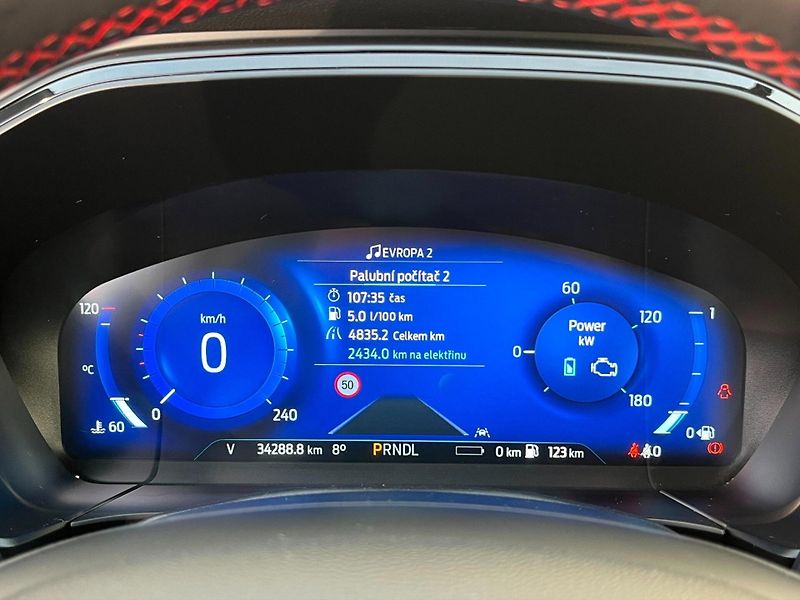 Ford Kuga (2023) ST-line, PHEV, Fordpass, ČR, 1 - fotka 18 z 30