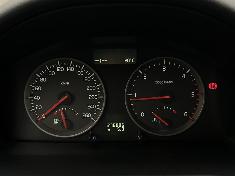 Volvo V50 1.6D SENZORY - fotka 23 z 36