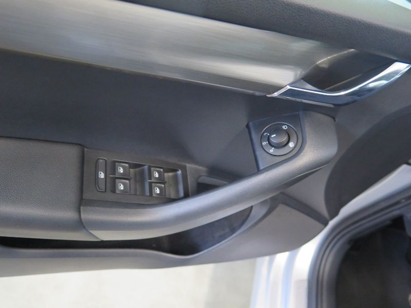 Škoda Octavia (2020) 2.0TDI,DSG,kamera,klim,navi - fotka 16 z 27