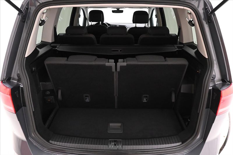 Volkswagen Touran 2,0 TDI 110KW DSG 7míst Záruka - fotka 10 z 34
