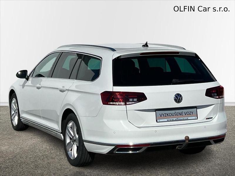 Volkswagen Passat Variant 2,0 TDi 140kW 7DSG 4Motion  B8 - fotka 9 z 25