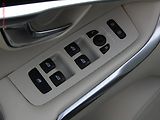 Volvo V40 (2017) 2.0 D2, AC, LED, kůže - náhled 11
