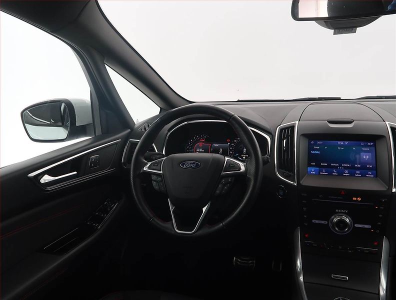 Ford S-MAX (2022) Titanium Hybrid - fotka 7 z 24