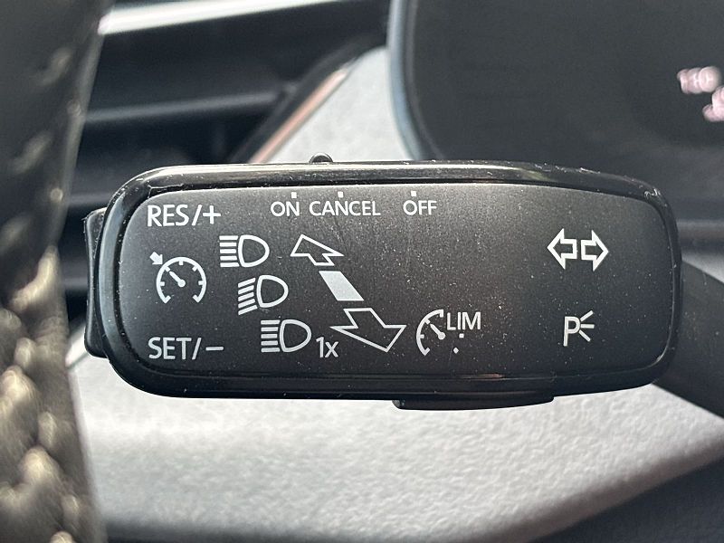 Škoda Scala (2024) 1.0 TSI DSG Top Selection - fotka 17 z 31