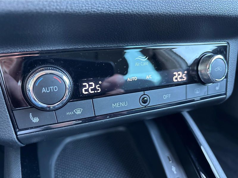 Škoda Kamiq 1.0TSI 81kW STYLE - fotka 21 z 30