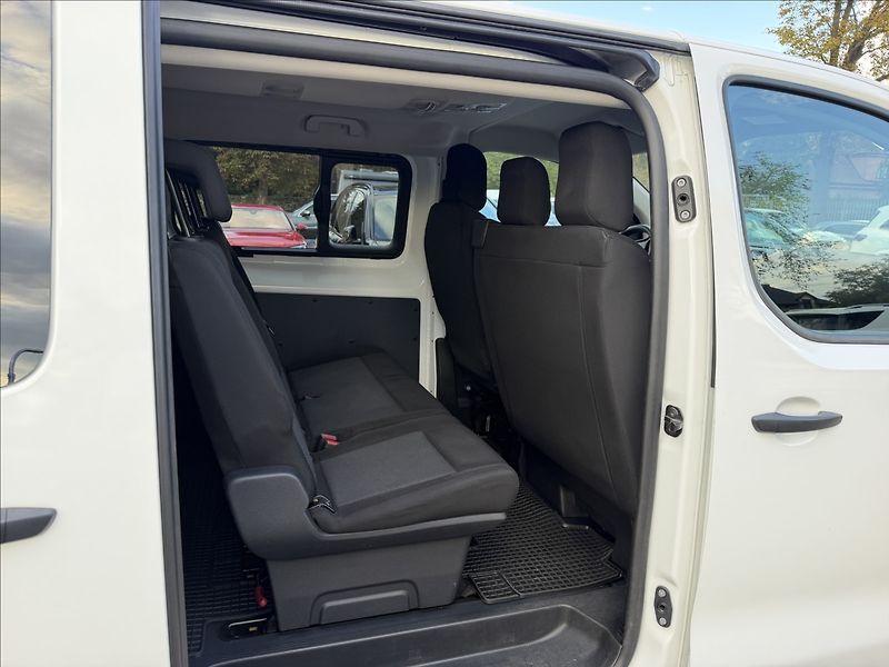 Toyota ProAce 9Míst ČR 1.maj. - fotka 18 z 21