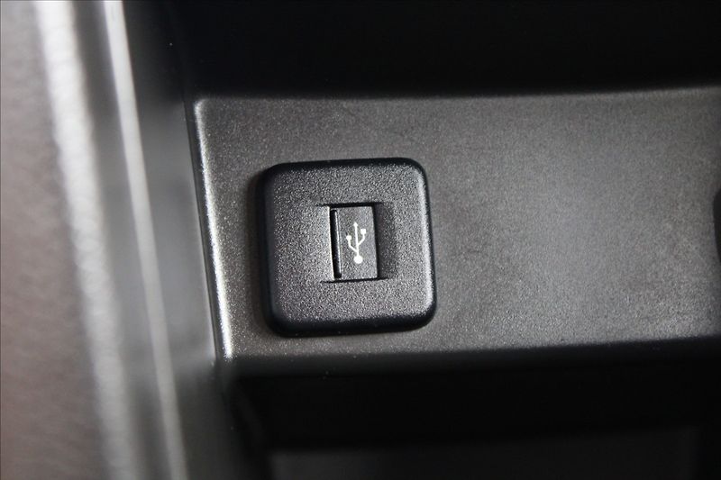 Suzuki Swift 1,2 i  ČR,1.MAJ,AUTOMAT,69TKM - fotka 13 z 23