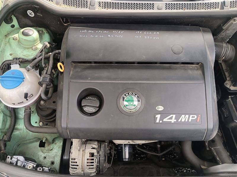 Škoda Fabia 1.4 MPI Combi - fotka 17 z 24