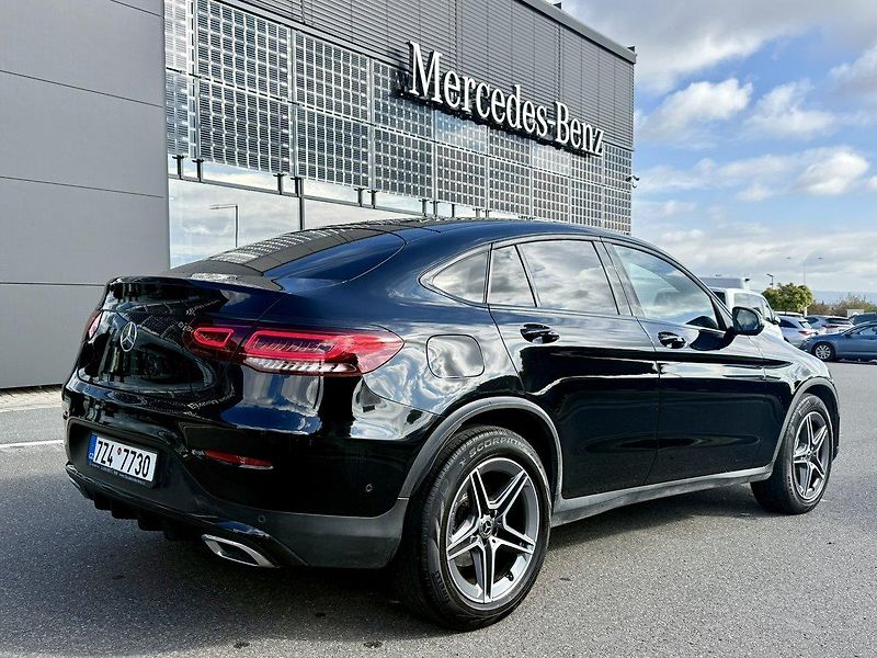 Mercedes-Benz GLC (2023) 200 d 4MATIC kupé - fotka 8 z 45