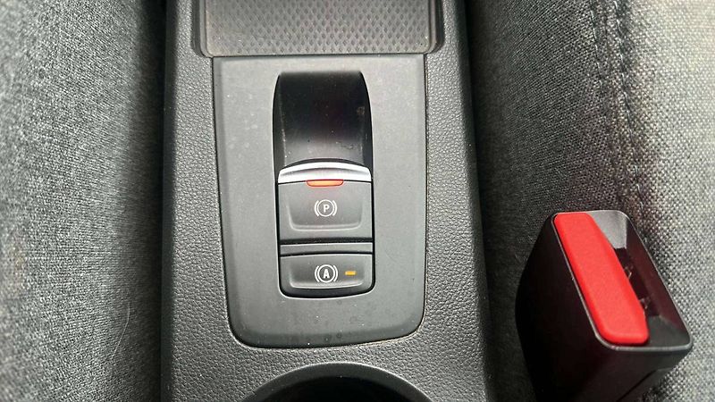 Renault ZOE electric 52kWh 100kW/401AD - fotka 19 z 26