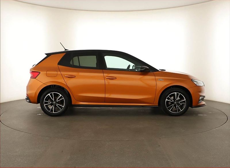 Škoda Fabia (2025) 1.0 TSI, MonteCarlo, FullLed - fotka 6 z 15