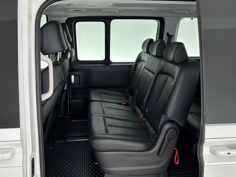 Hyundai Staria Tour 4x4 - fotka 8 z 31