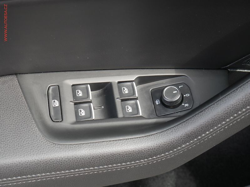Volkswagen Passat (2018) 2.0TDI 4x4, ČR, Alltrack - fotka 10 z 19