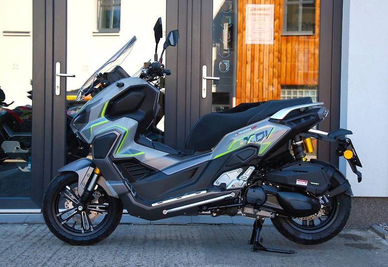 Motorro EasyMax 125i (2026) TUMOTO XDV 300 - fotka 5 z 25