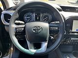Toyota Hilux 2.8D 4x4 6AT Executive - náhled 16