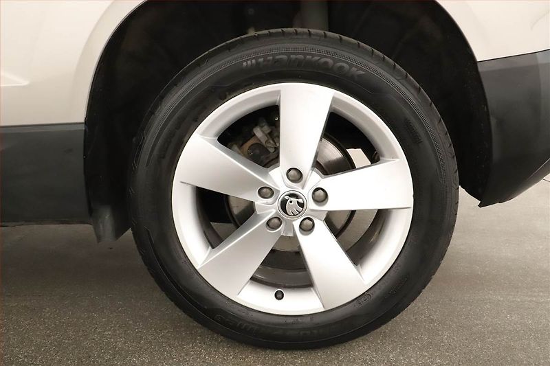 Škoda Karoq (2018) Style 1.5 TSI - fotka 12 z 17