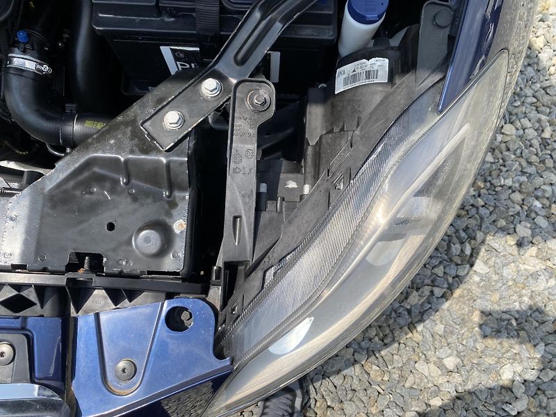 Lancia Delta 2.0JTD 165PS SPORT NAVI SERVIS - fotka 79 z 169