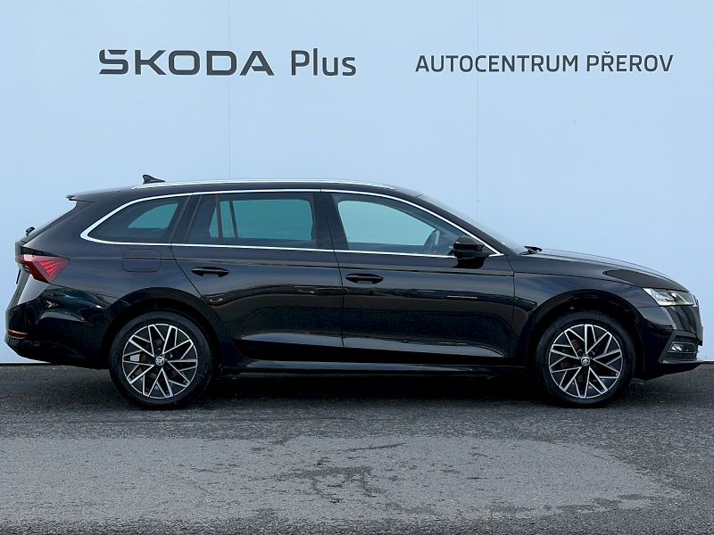 Škoda Octavia (2023) 2.0 TDI 110kW Style Extra - fotka 30 z 35