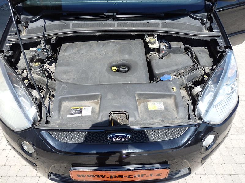 Ford S-MAX 2,0TDCi 103kW DIGI KLIMA,ZÁVĚS - fotka 14 z 16