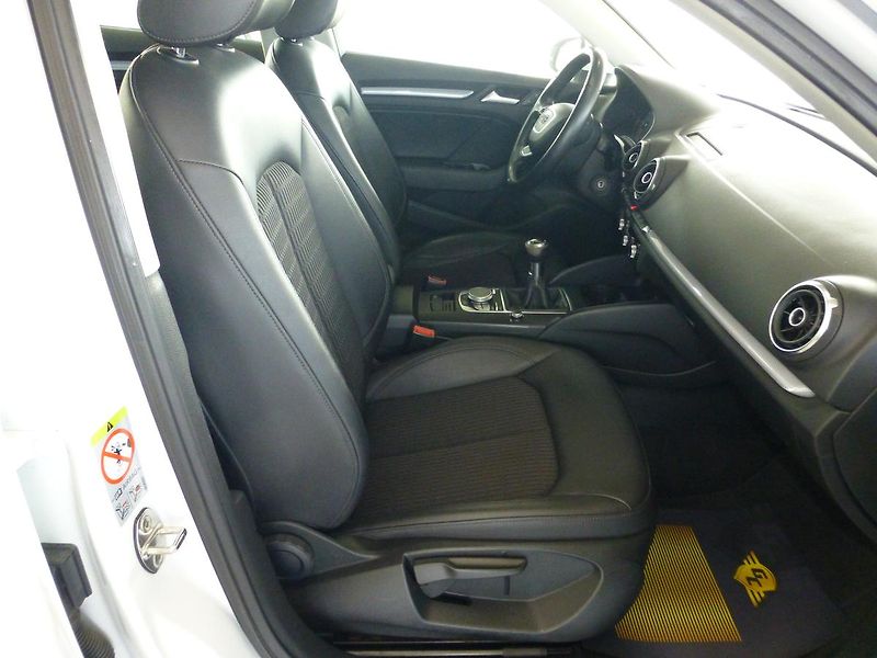 Audi A3 (2013) 2,0tTDI-110KW*VYHŘ.SED**XENONY - fotka 21 z 27