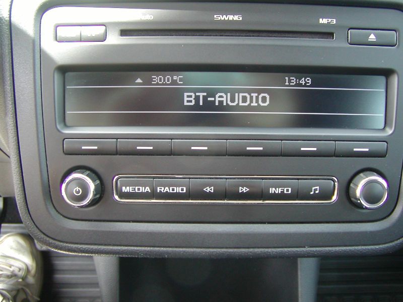 Škoda Fabia (2012) 1.6TDi,AMBIENTE, CLIMATRONIC!! - fotka 20 z 33