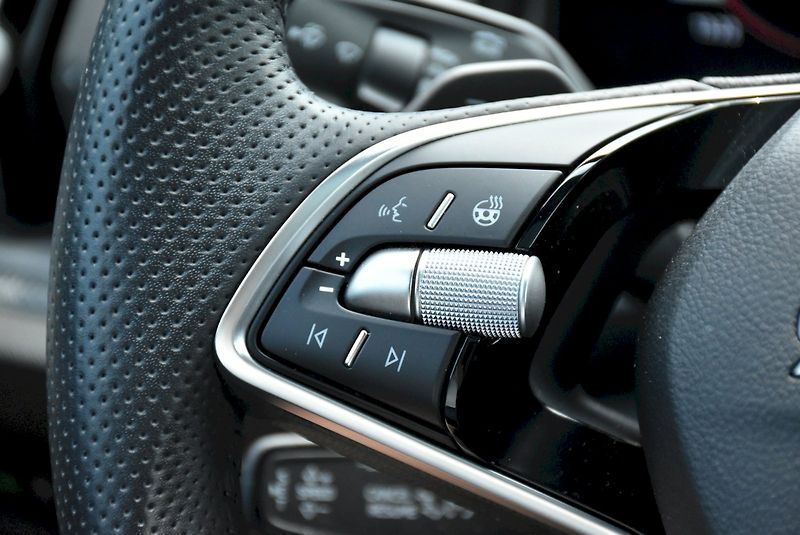 Škoda Kodiaq (2025) SPORTLINE 2.0 TSI 150kW 4x4 DS - fotka 23 z 29