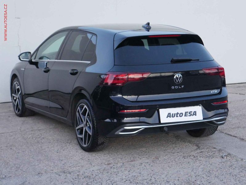 Volkswagen Golf (2021) 1.5TSi, ČR, DSG, LED - fotka 4 z 19