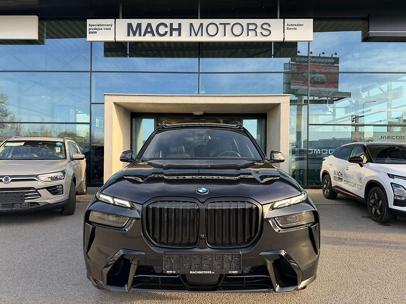 BMW X7 40xd Masáže Nezávislé Tažné - fotka 2 z 21
