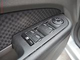 Ford Focus (2005) 2.0 TDCi, AC, xenon - náhled 12