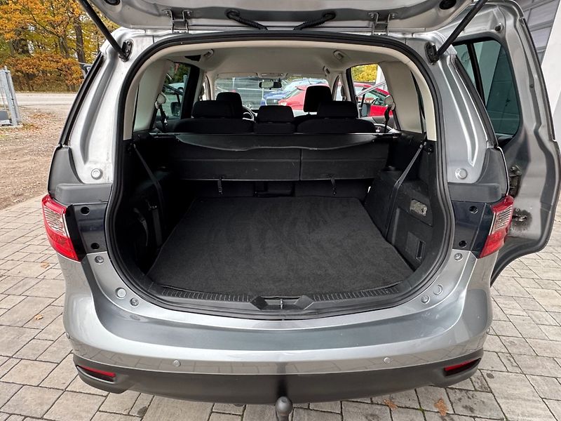 Mazda 5 (2012) 1.6 MZR-CD, 7míst - fotka 27 z 36