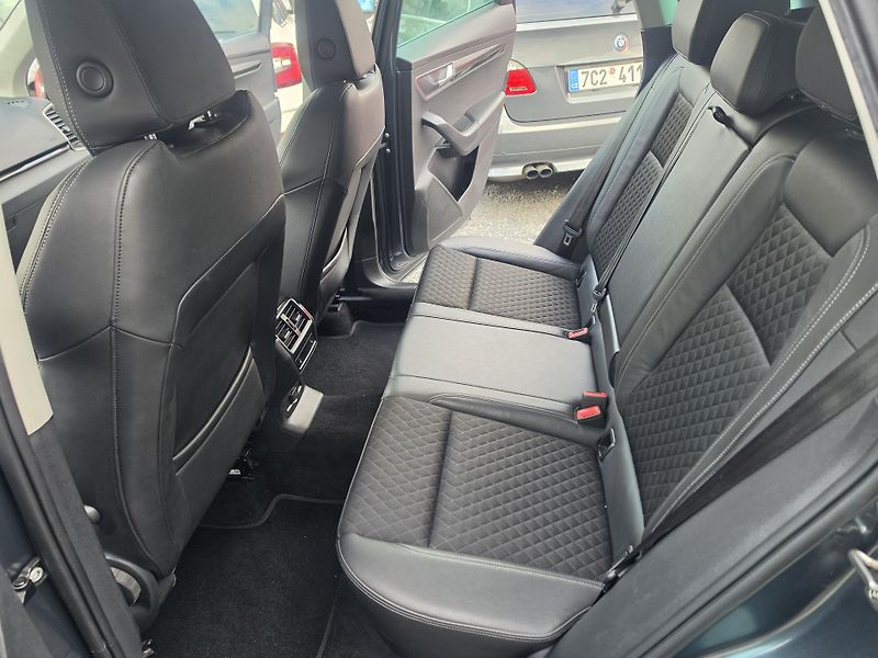 Škoda Karoq 1.5 TSI Navi Kamera TZ DSG  - fotka 11 z 27