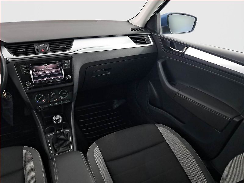 Škoda Rapid (2019) Ambition 1.0 TSI, Serv.kniha - fotka 8 z 17