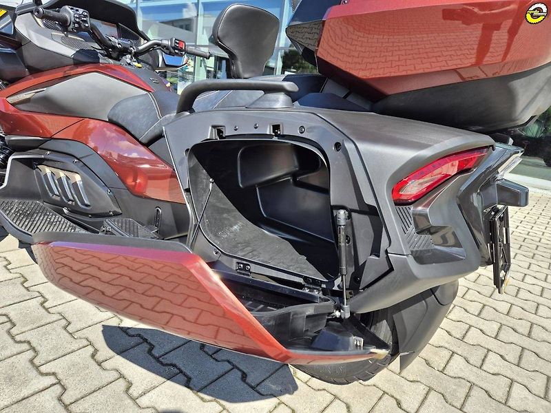 Can-Am Spyder RT-LTD (2026) Spyder RT Sea-To-Sky, MY2026 - fotka 14 z 25