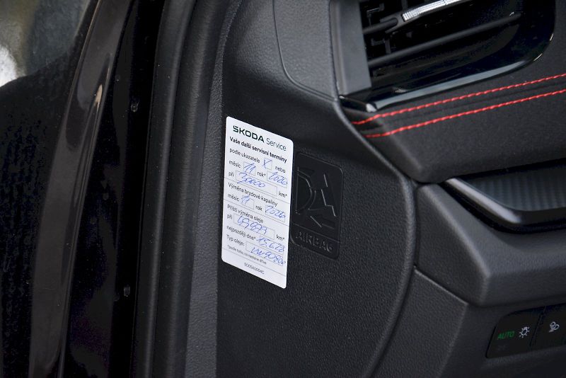 Škoda Octavia (2024) Combi 2.0 TSI 195 kW RS DSG 7 - fotka 12 z 27