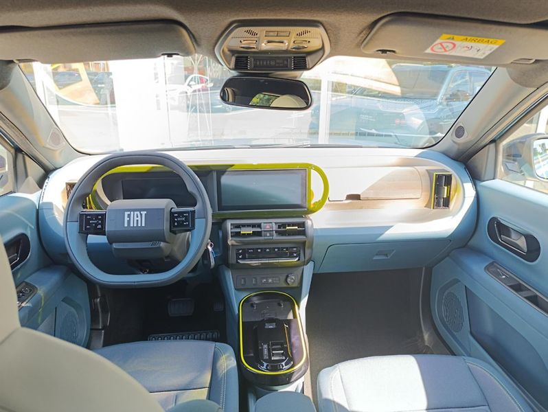 Fiat Grande Panda (2025) 1,2   Turbo Hybrid 110k eDCT - fotka 12 z 19