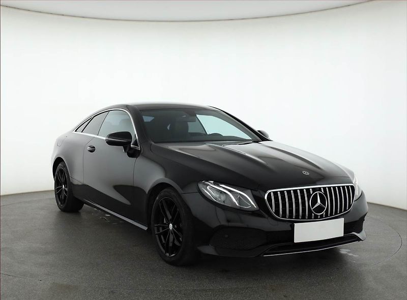 Mercedes-Benz Třídy E (2017) E 200 - fotografie inzerátu