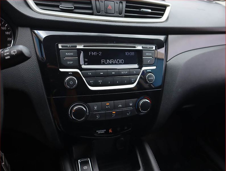 Nissan Qashqai (2014) 1.2 DIG-T, Serv.kniha - fotka 12 z 17