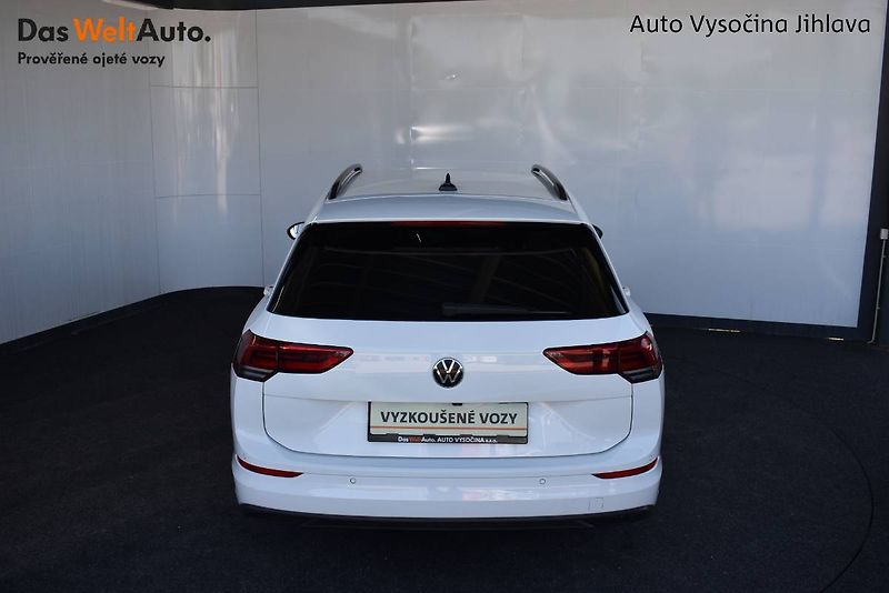 Volkswagen Golf Variant (2023) 1.5TSI 110kW,MATRIX,Webasto - fotka 9 z 26