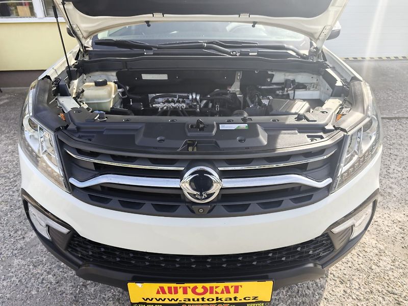 SsangYong Korando 2.0i Výhřev/1.Maj/NAVI - fotka 22 z 26