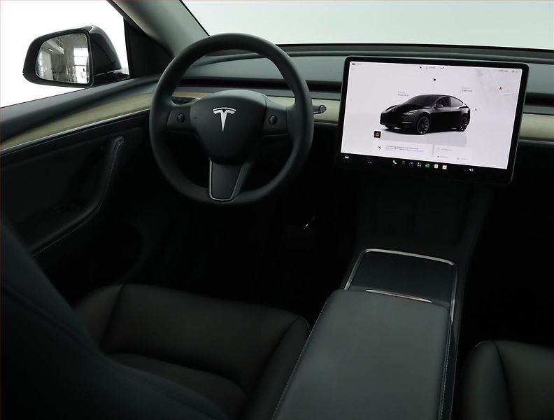 Tesla Model Y (2022) Long Range AWD 79kWh, SoH 93% - fotka 7 z 21