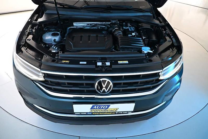 Volkswagen Tiguan (2022) 2.0 LED ACC SCR LIFE ECOBLUE - fotka 34 z 35